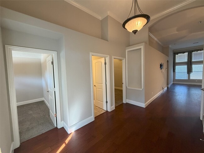 Building Photo - 13706 Naples Park Ln