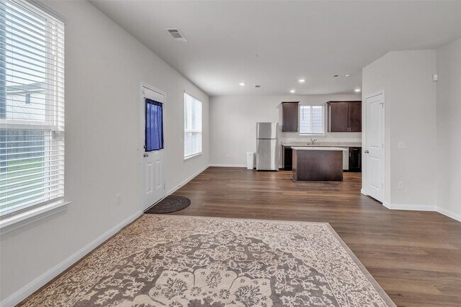 Building Photo - 11722 Braemar Village Dr