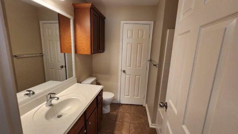 Building Photo - 6053 Pine Cone Ln