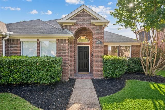 Building Photo - 6717 Misty Hollow Dr