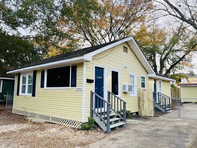 Building Photo - 3993 Lynn St