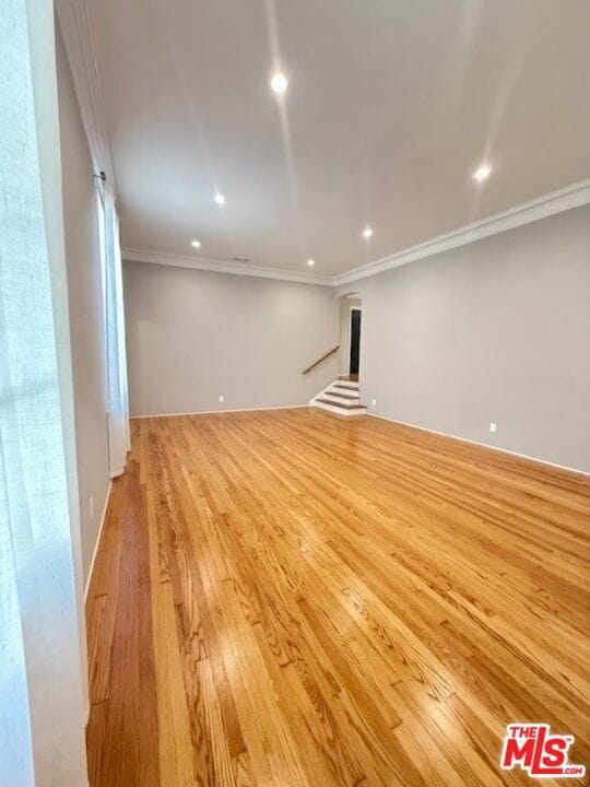Building Photo - 2515 Canyon Dr