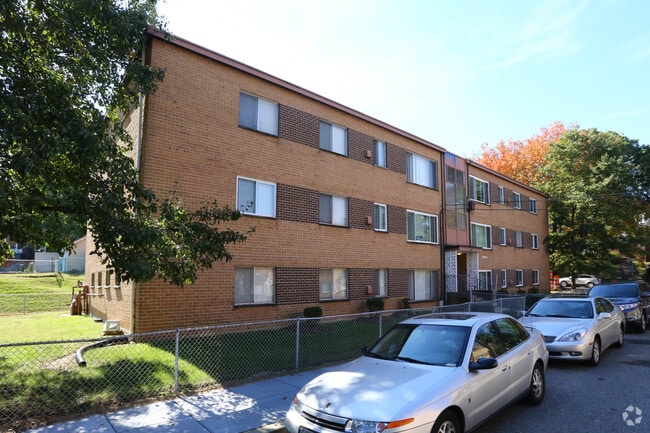 Building Photo - 2954 Nash Pl SE