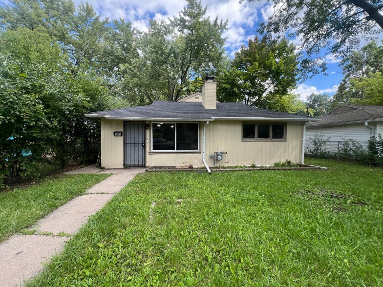 Building Photo - 6078 N 39th St