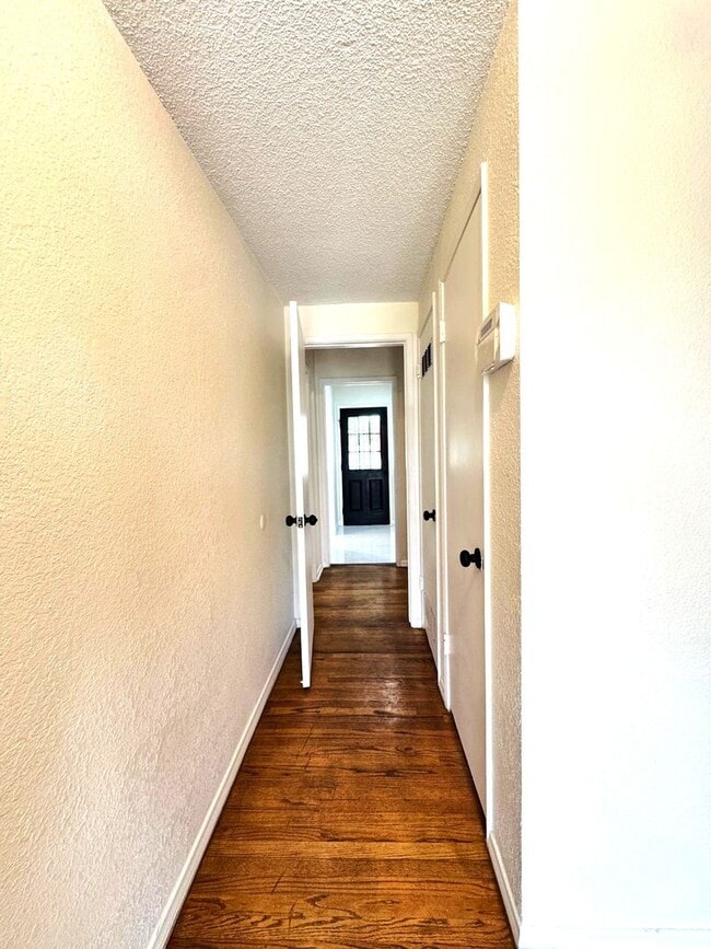 Building Photo - Rare 3 Bed Solar Home for Rent in Pomona Near Claremont & La Verne | Yard, Office, Garage