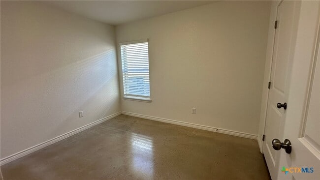 Building Photo - 1209 Lehmann Dr