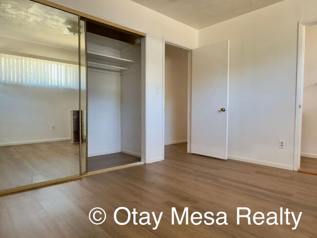 Building Photo - Charming 3-Bedroom Home with Expansive Outdoor Space