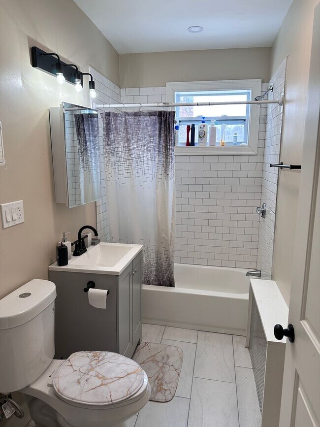 Building Photo - EXTREMELY GORGEOUS 5 BED 3.5 BATH IN NEWTON!!! BRAND NEW RENOVATION!!!