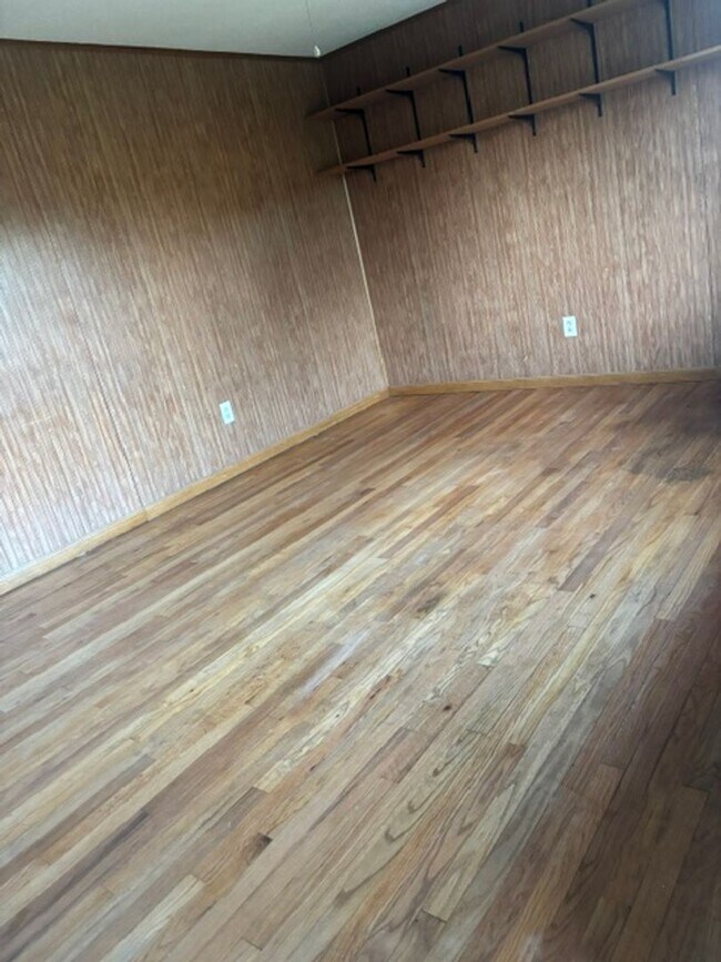 Building Photo - 312 Woodhaven Drive