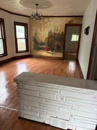 Building Photo - 2209 Pierce Ave
