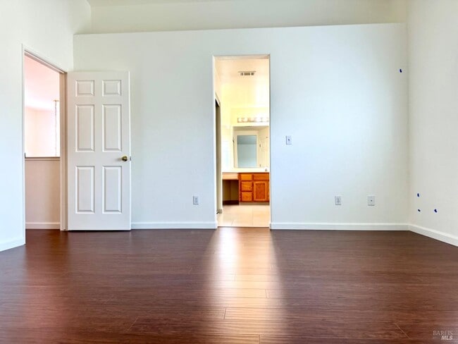 Building Photo - 622 Stonehenge Dr