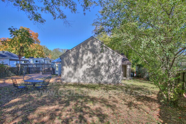 Building Photo - 203 Wheeler Ave