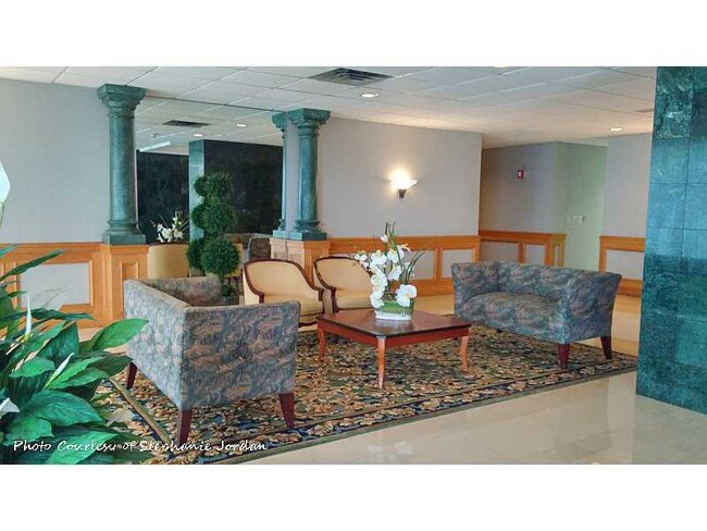 LOBBY - 4010 Galt Ocean Dr