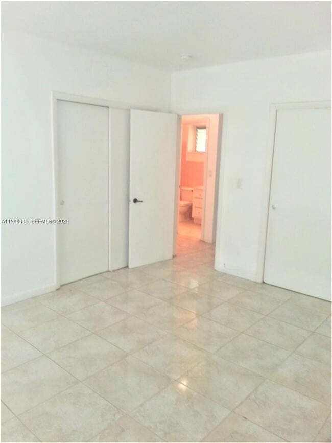 Building Photo - 462 Golden Isles Dr