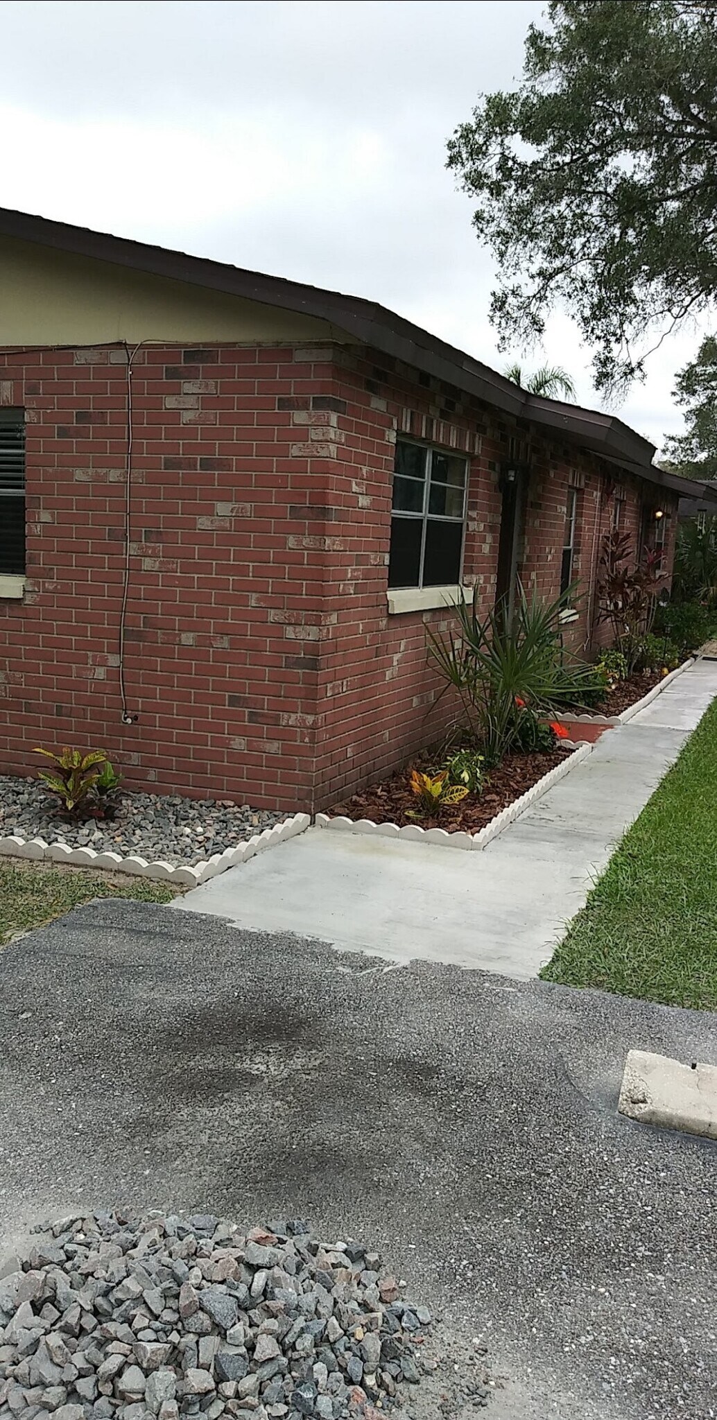 Building Photo - 5301 E 18th Ave