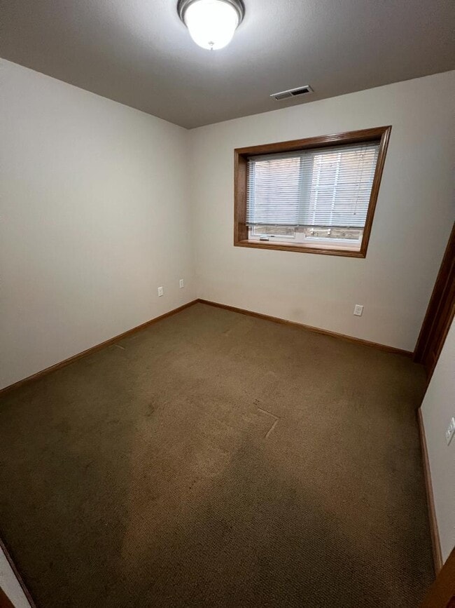 Building Photo - 1017 N 33rd St