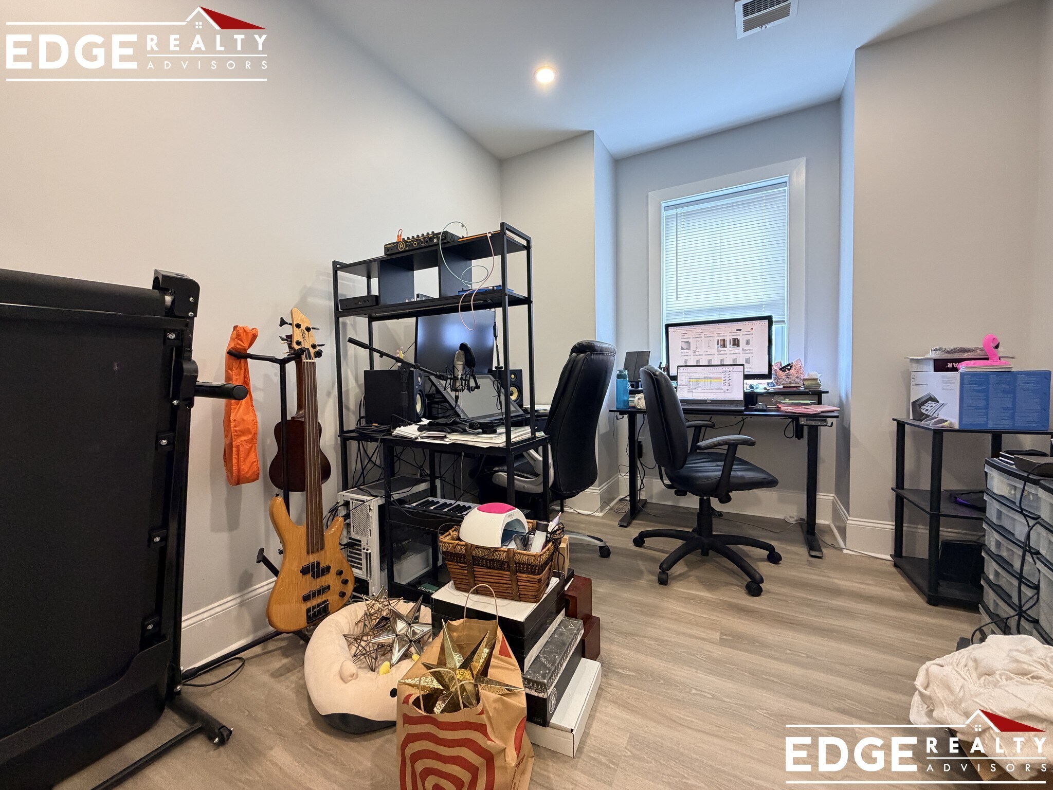 Building Photo - 64 North Beacon St