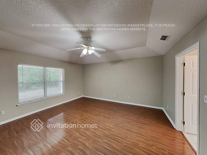 Building Photo - 316 S Buck Board Dr