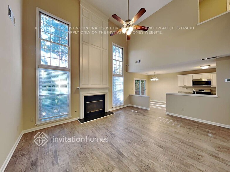 Building Photo - 2985 Binghampton Ln