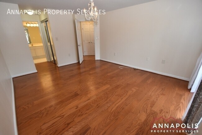 Building Photo - 1132 Lake Heron Dr