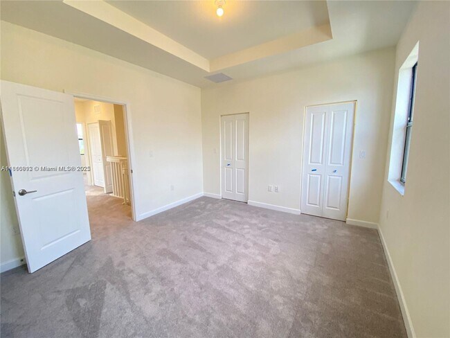 Building Photo - 3309 W 111th Pl