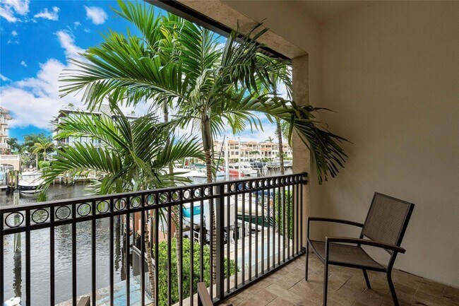 Building Photo - 105 Isle of Venice Dr