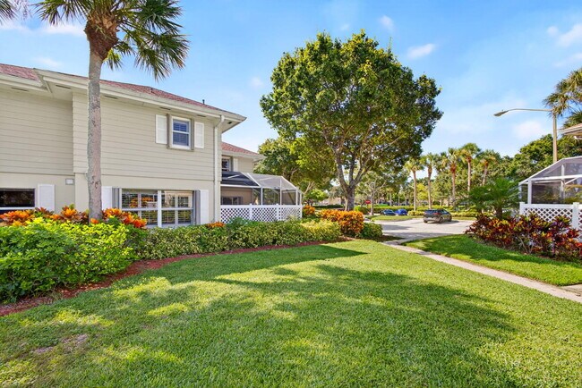 Building Photo - 4204 Roxbury Ct