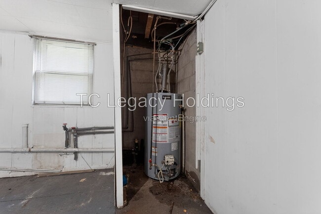 Building Photo - 1610 N 18th St