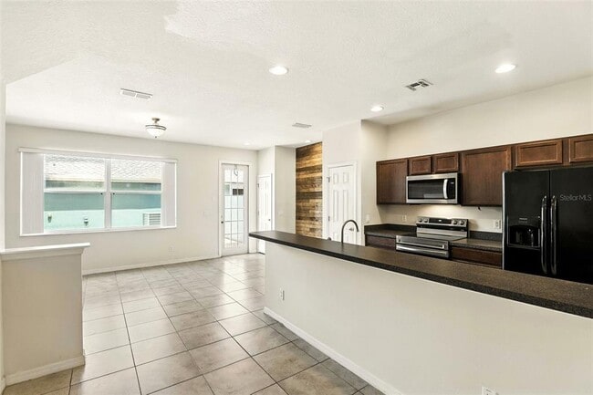Building Photo - 8574 Leeland Archer Blvd