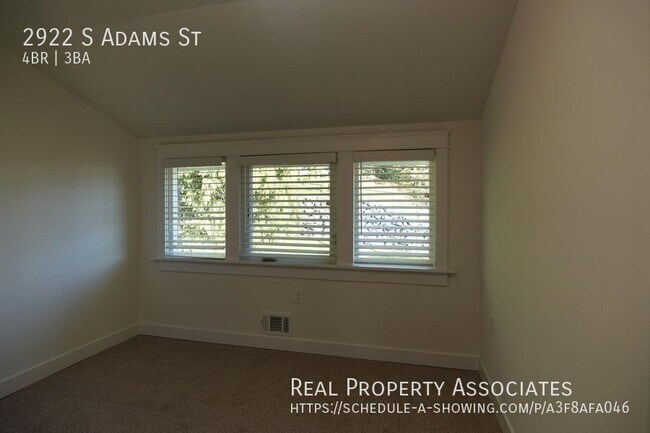 Building Photo - 2922 S Adams St