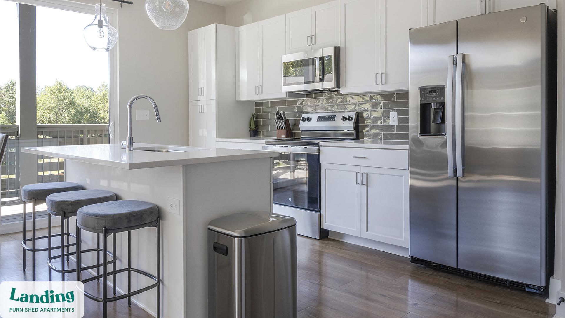 Building Photo - 1000 Forestview Dr