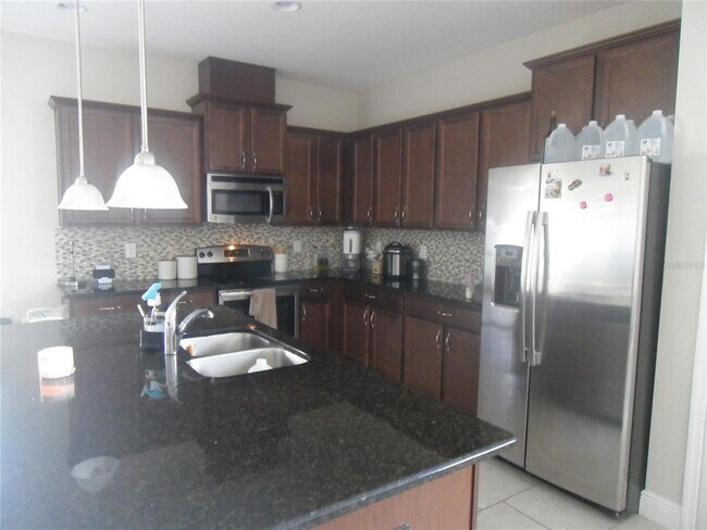 Building Photo - 1497 Softshell St