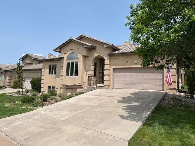 Primary Photo - 2795 Stonewall Heights
