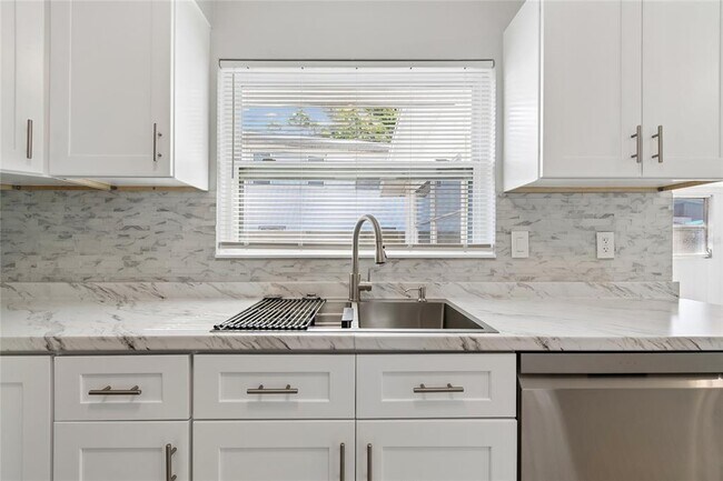 Building Photo - 3777 67th St N