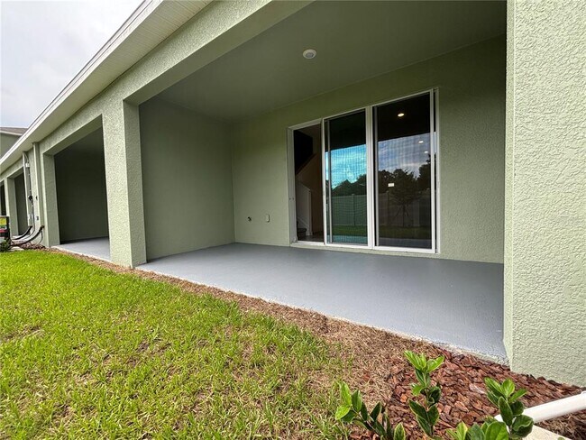 Building Photo - 11147 Crescent Deer Dr