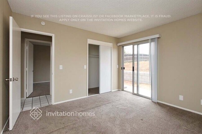 Building Photo - 10533 Gramercy Pl