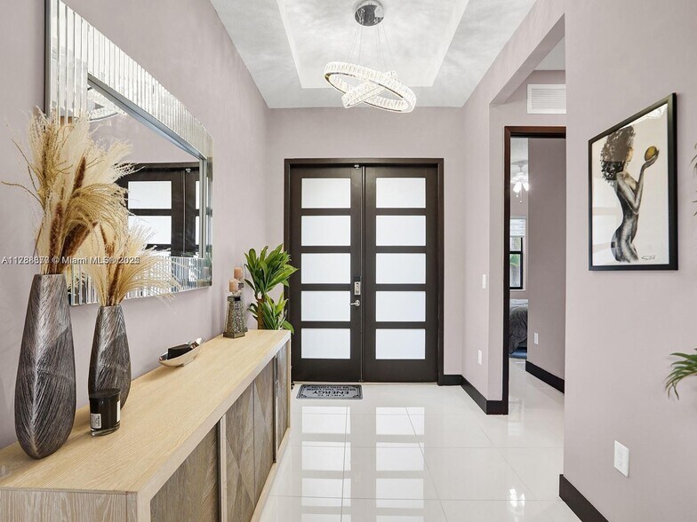 Building Photo - 8824 NW 154th Ter