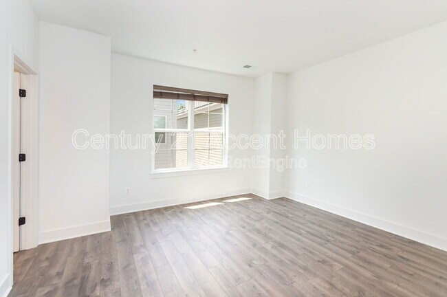 Building Photo - 7371 Old Airfield Ln
