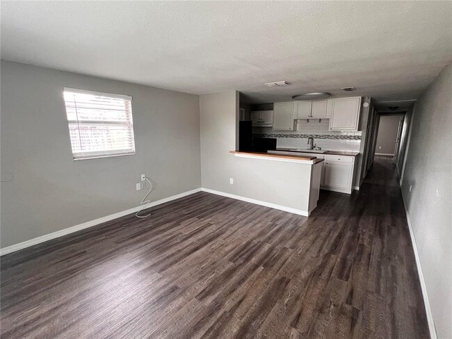 Building Photo - 5650 Golden Nugget Dr