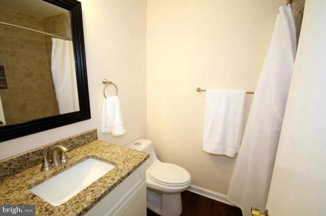 Building Photo - 8521 Tysons Ct