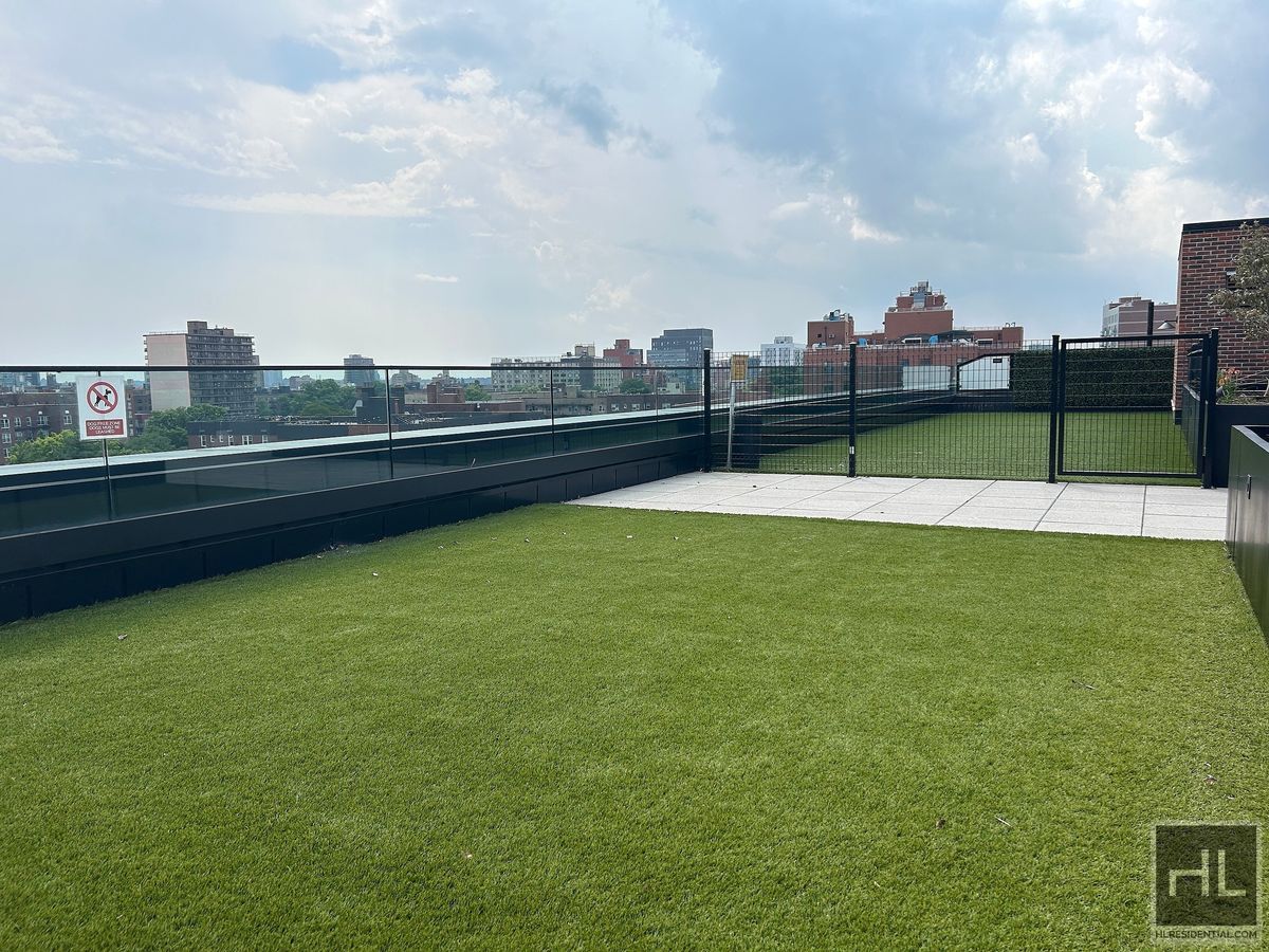 Building Photo - NORTHERN BOULEVARD