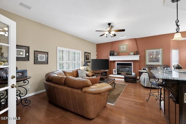 Building Photo - 6909 Desert Canyon Dr
