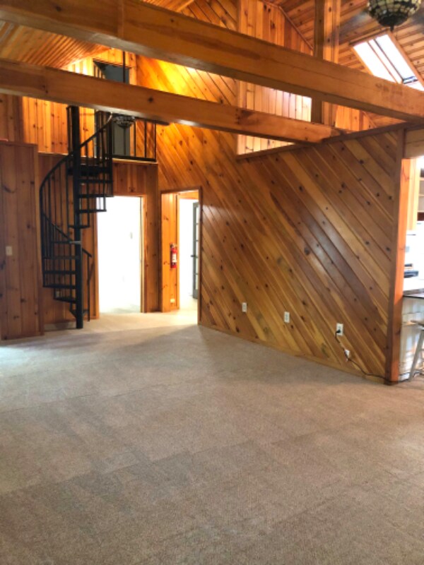 Building Photo - 107 Rockcrest Ridge