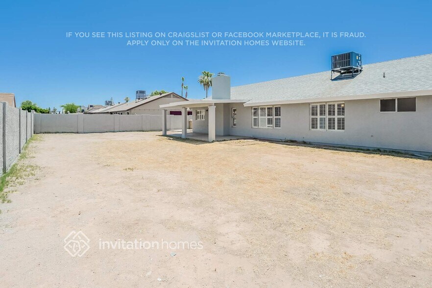 Building Photo - 7918 W Dreyfus Dr