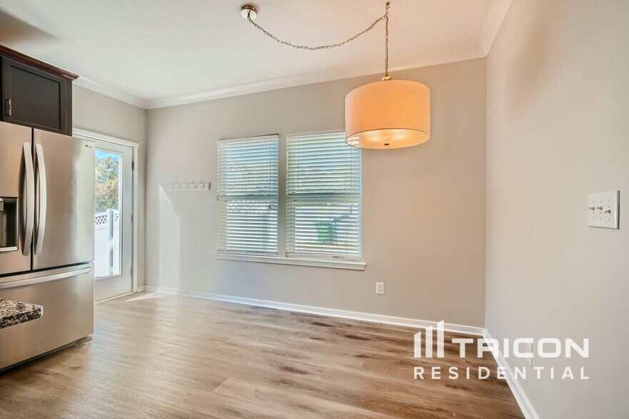 Building Photo - 12614 Ballyliffin Dr