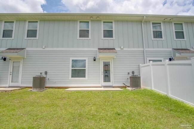 Building Photo - 1538 Iroquois Ct