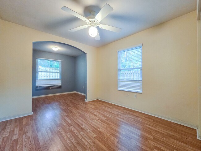 Building Photo - 4437 NW 34th Ter