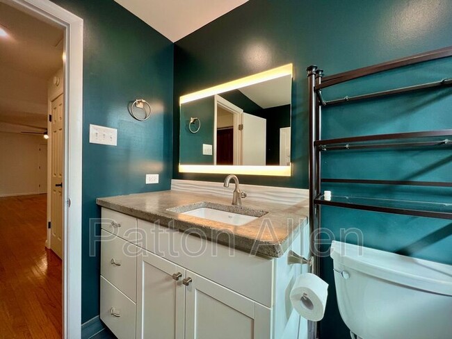 Building Photo - 126 Locust Ct