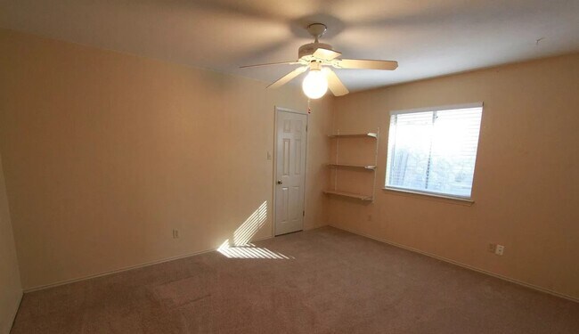 Second bedroom 2 - 3312 Silk Oak Dr