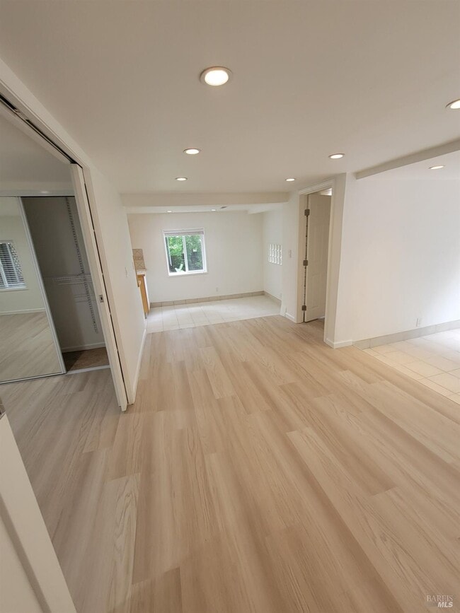 Building Photo - 346 Corte Madera Ave